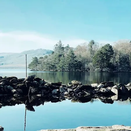 Kerry Lakeside Retreat - Luxury, Tranquility, And Wellness Villa