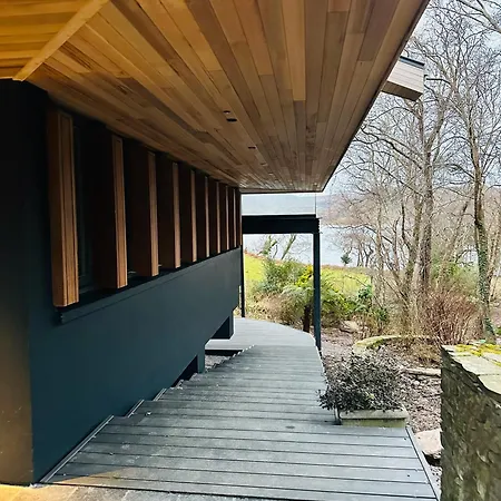 Kerry Lakeside Retreat - Luxury, Tranquility, And Wellness