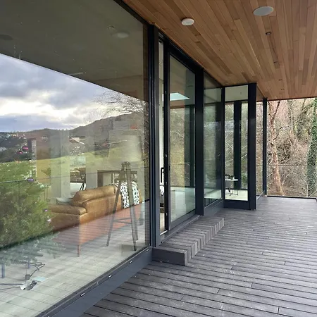 Kerry Lakeside Retreat - Luxury, Tranquility, And Wellness Villa