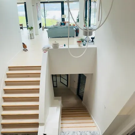 Kerry Lakeside Retreat - Luxury, Tranquility, And Wellness Βίλα